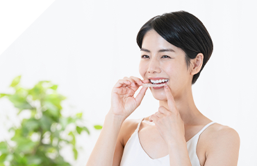 院内完結のインハウス体制だから費用を抑え、すぐに矯正治療を始められます